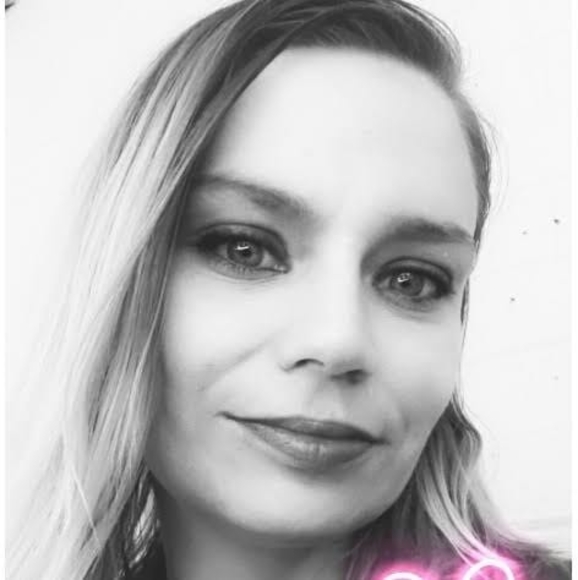 Meet your Posher, Rochelle - Picture 1 of 1